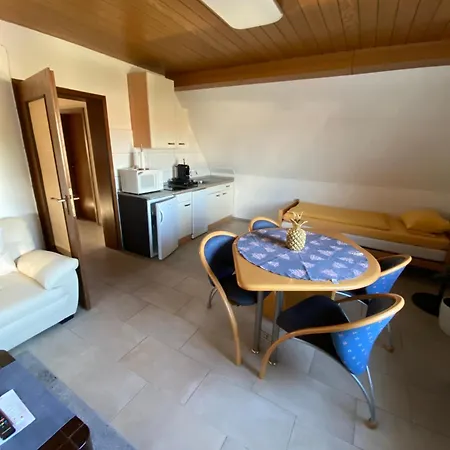 Ferienwohnung Altrip * Altrip